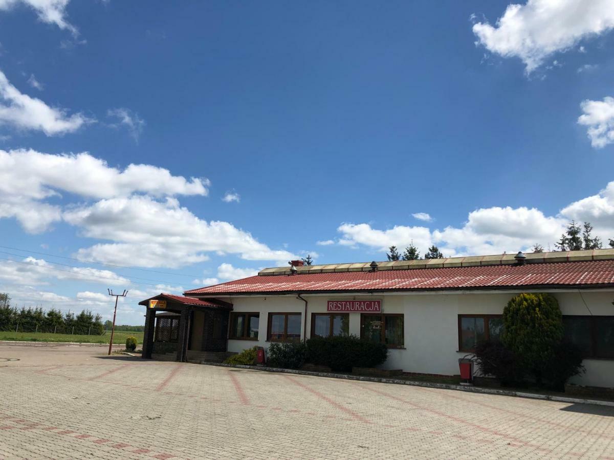 Setpol 1 Acomodação com café da manhã Wyszomierz  Exterior foto